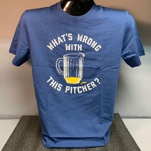 What’s Wrong With This Pitcher Small Short Sleeve Shirt